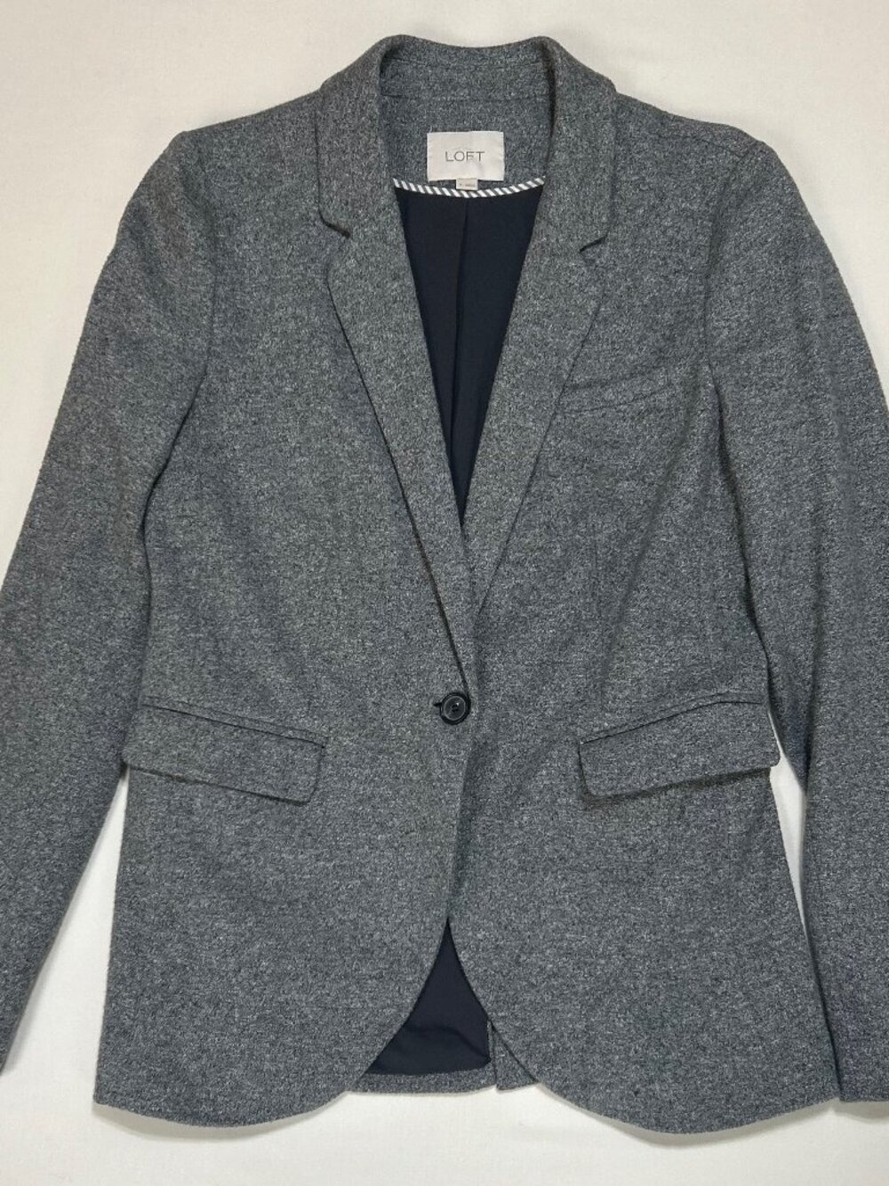 Loft Ann Taylor Blazer; Grey; Size 6; Polyester Lining; Cotton Outter Shell